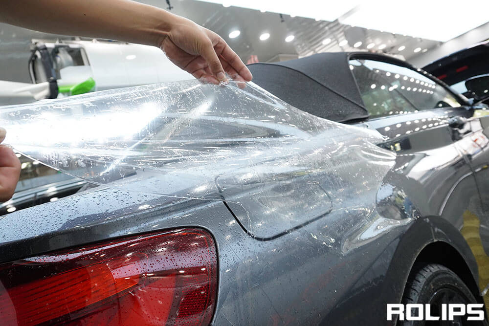 車衣怎么貼？汽車貼車衣詳細(xì)步驟流程教程（4）